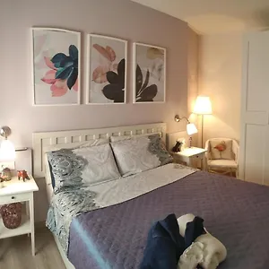 https://lagunillas-travel-apartment.hotelsinnerja.org