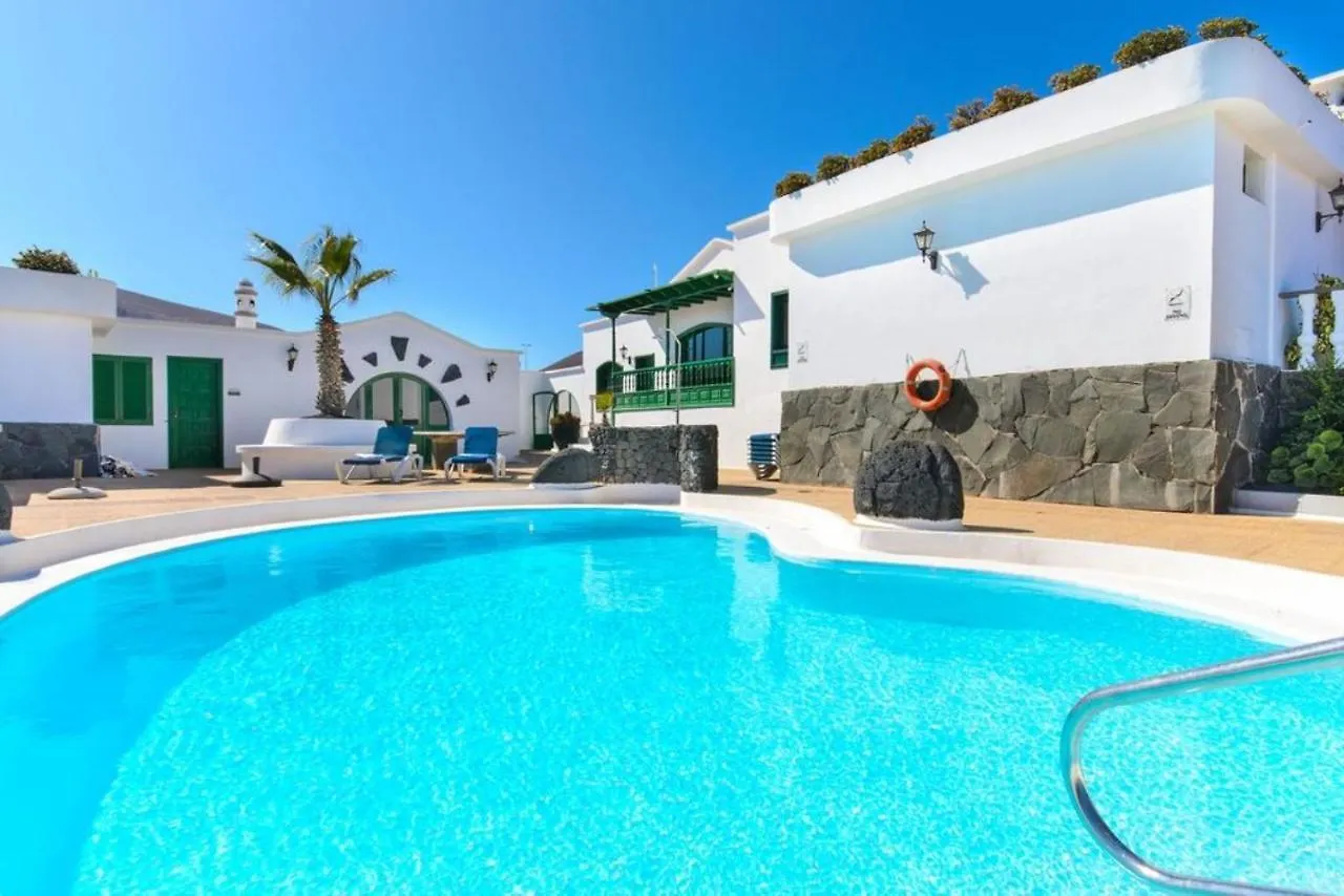 Hotel-Finca Rural Jose Manuel 28Pax San Bartolome  0*, San Bartolome (Las Palmas)